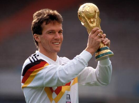 开云体育入口-精彩之夜，足球巨星云集的绝世奇迹将惊艳世界的简单介绍