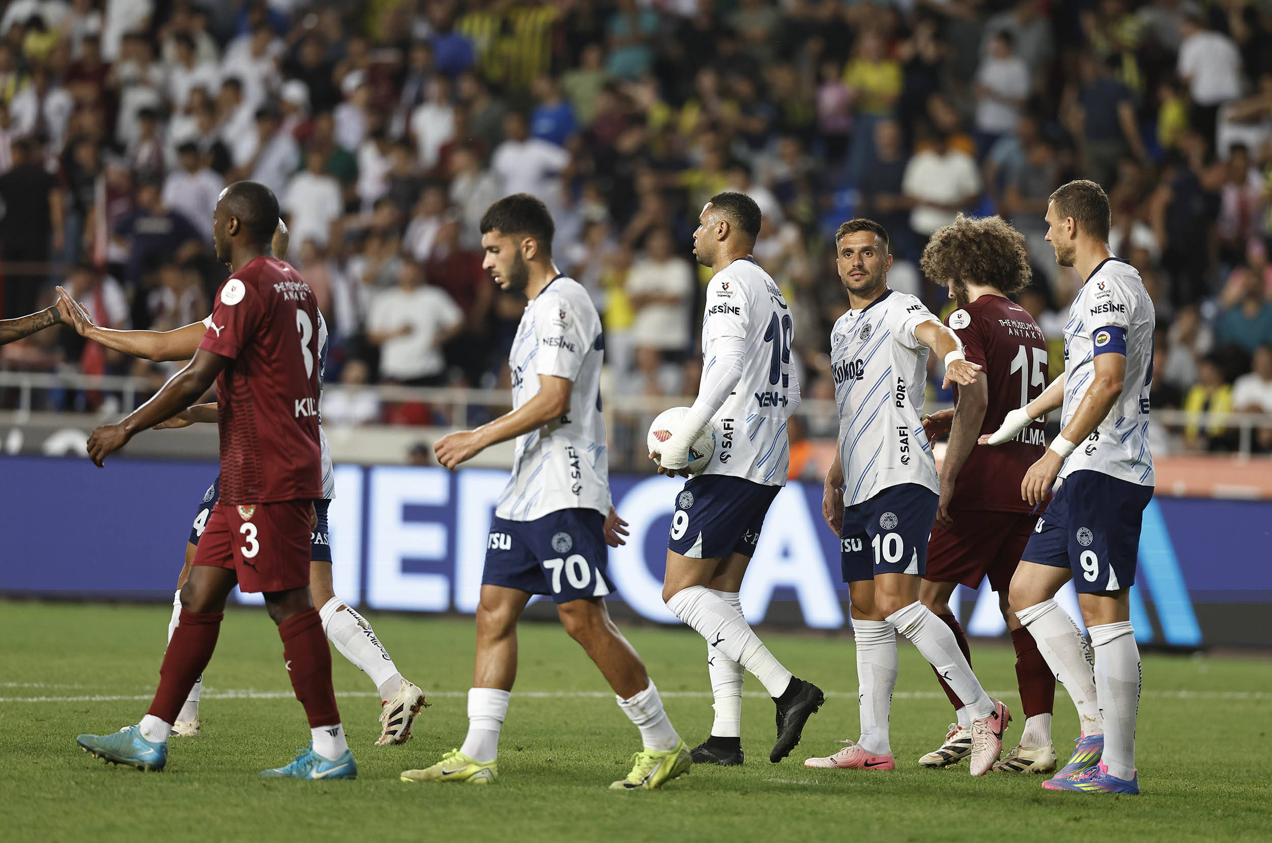 包含葡萄牙主场大胜,横扫对手独立之席的词条 包含葡萄牙主场大胜,横扫对手独立之席的词条