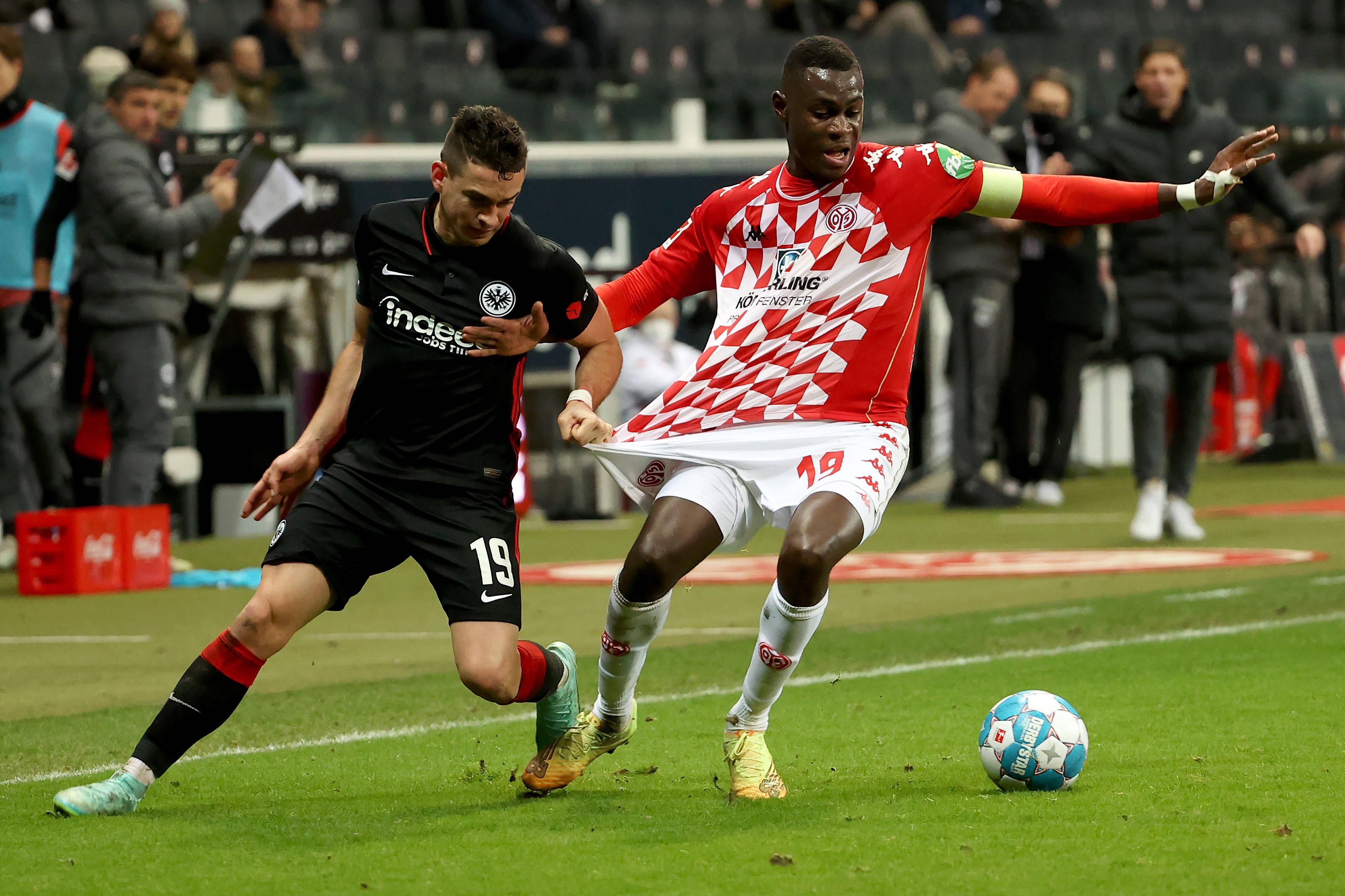 法兰克福队客场大胜，展现强大实力的简单介绍