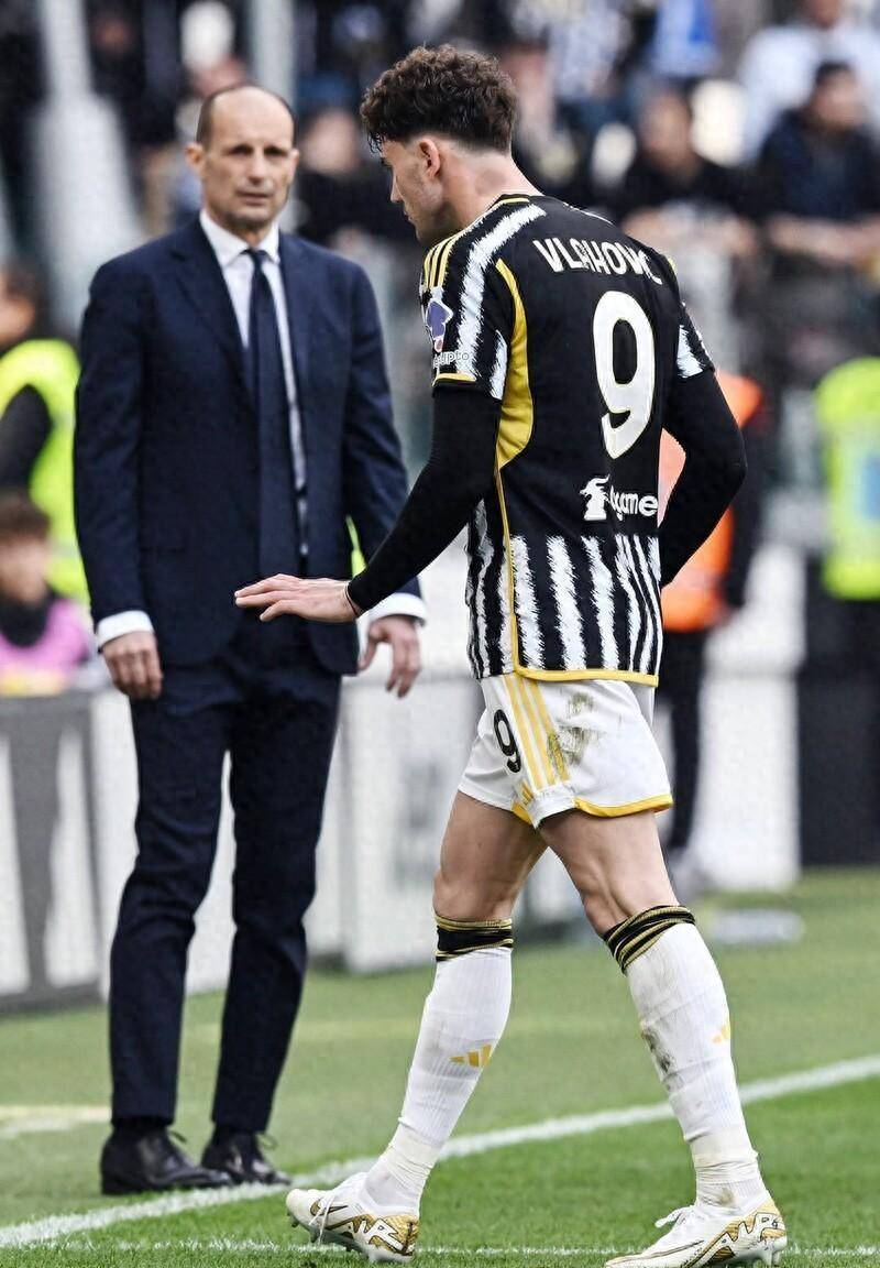 关于尤文图斯主帅表扬球员亮点:球队为保持高水平赞扬的信息 关于尤文图斯主帅表扬球员亮点:球队为保持高水平赞扬的信息