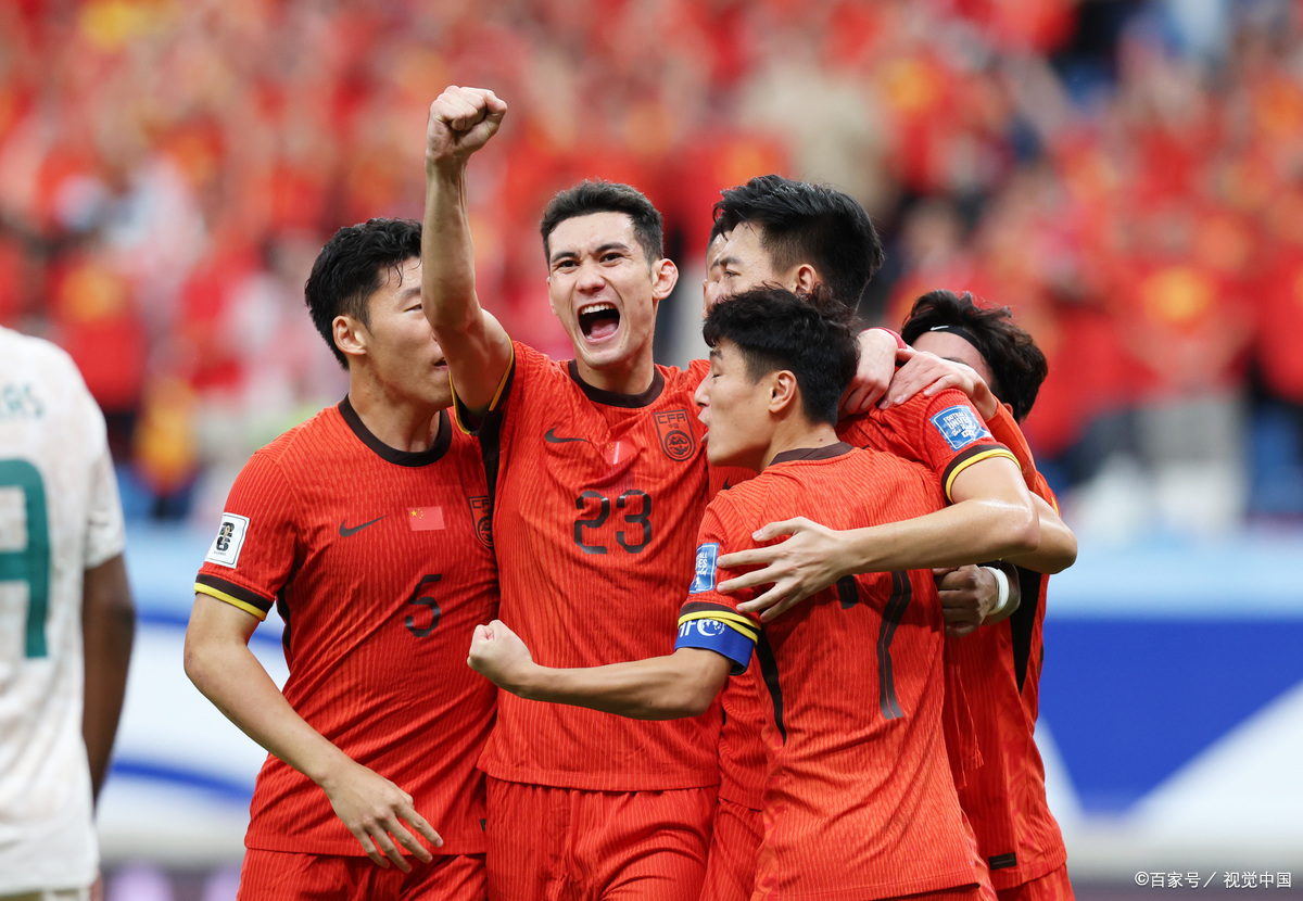 开云体育下载-中国足球联赛一场胜利的精彩瞬间