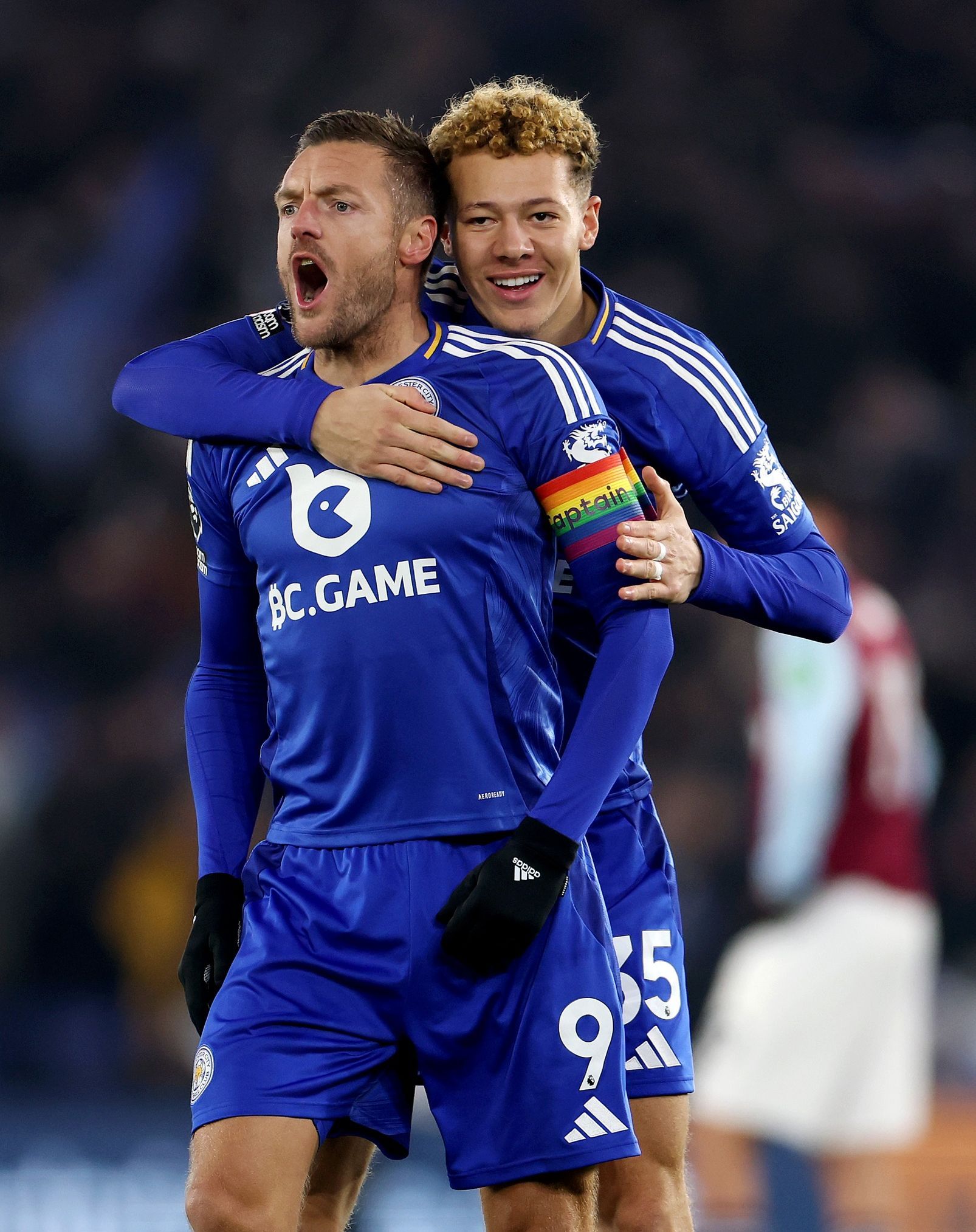 莱斯特城主场告捷,压哨进球领跑的简单介绍 莱斯特城主场告捷,压哨进球领跑的简单介绍