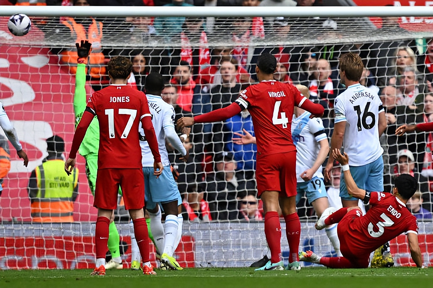 开云官网-包含阿森纳客场告捷，英超球队状态持续回升的词条