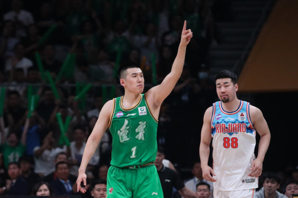 湖南男篮表现不俗,一举击败对手夺得胜利 湖南男篮表现不俗,一举击败对手夺得胜利