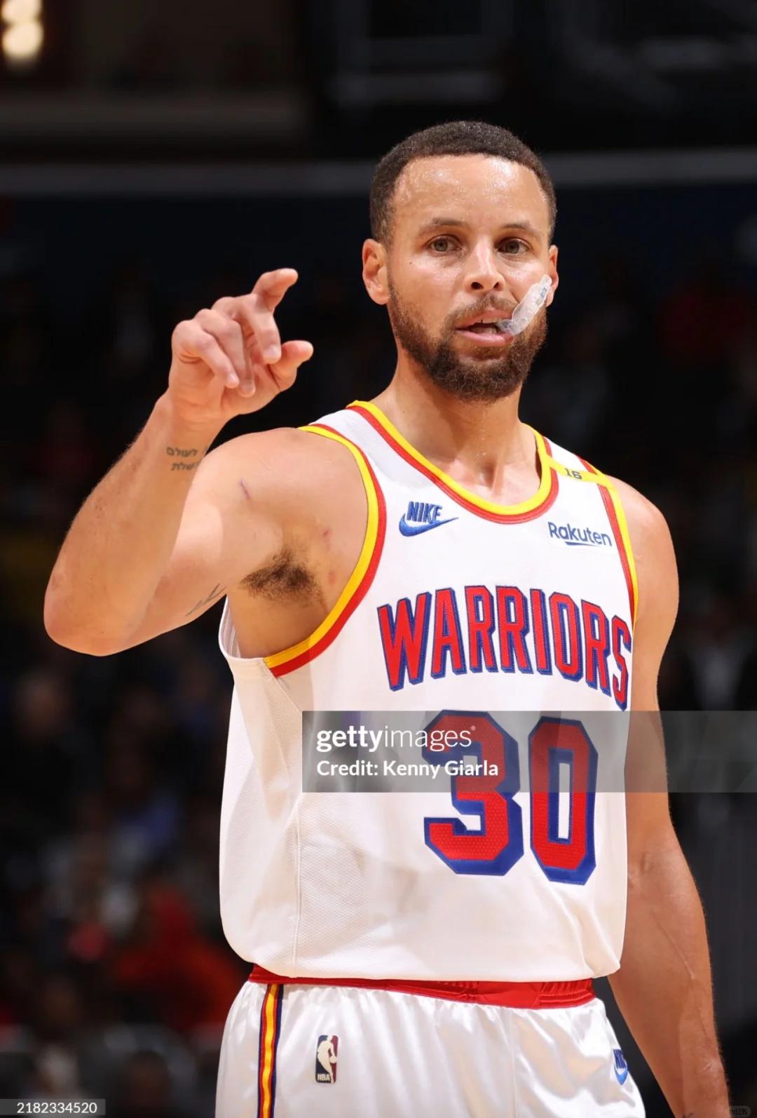 勇士客场胜活塞，斯蒂芬-库里单节+表现的简单介绍