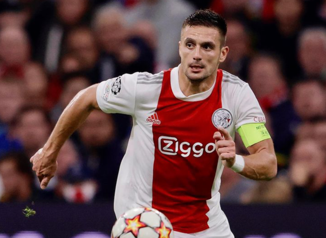 阿贾克斯主场告捷,继续保持不败 阿贾克斯主场告捷,继续保持不败